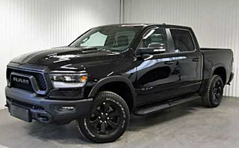 Svart RAM Crew Cab night edition stulen i Björkhagen Stockholm